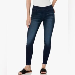 LEVI’S Totally Shaping Pull On Skinny Jean 14S